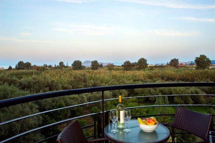 Alfa Hotel Apartments Gerani  Buitenkant foto